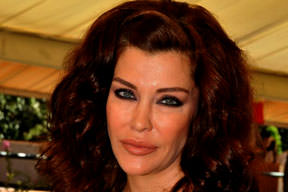 Bu kez Efe'ye sallamadı