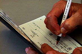 Çek mahkumları hapisten çıkıyor