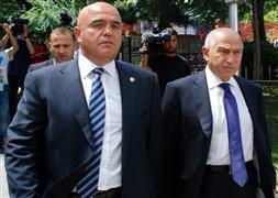 Cihan Kamer'den Cimbom'a salvolar
