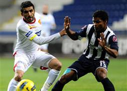 Kasımpaşa'nın Brezilyalı futbolcusu yaralandı