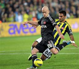 Ernst FIFA'ya şikayet etti!