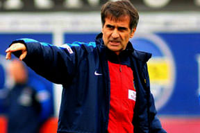 Fatih Terim'i de geçti 51. sıraya çıktı