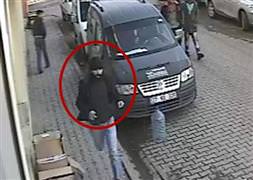 Savcıyı vuran saldırganın kaçış anı