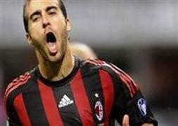 Terim Milan'ın yıldızını istiyor