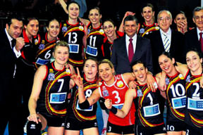 Türk gecesinde vakıf turladı