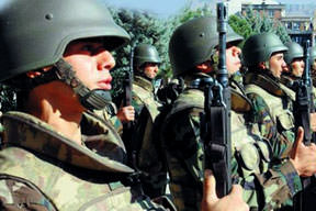 Profesyonel ordu mesaide