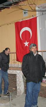 Şehitlerimizin baba ocağına ateş düştü
