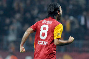 Ülker taraftarı sevindirdi