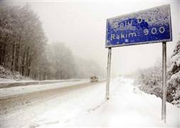 Bolu Dağı kar nedeniyle ulaşıma kapandı