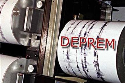 İzmir güne depremle uyandı