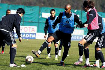 Kartal'da topbaşı!