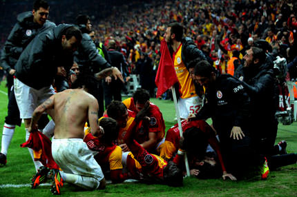 Galatasaray tutulmuyor...