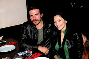 İhaneti çabuk unuttu