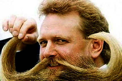 Bıyıklılar eylemde