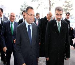 "27 Nisan Muhtırasına alkış tutan bir medya vardı"