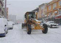 Bu il ve ilçelerde yarın okullar tatil