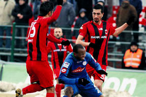 Rizespor takipte