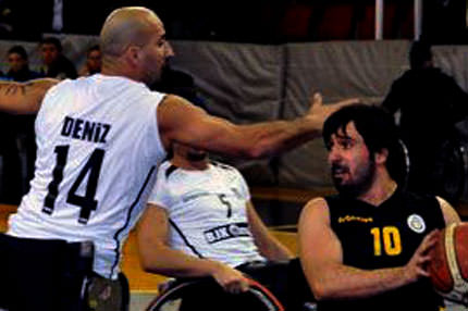 Aslanlar 72 sayı fark attı