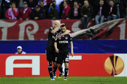 Simao Carvalhal'i yerden yere vurdu