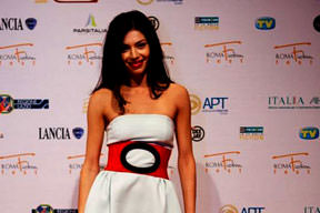 İtalya'dan ablam geldi