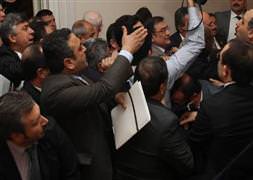 4+4+4 Komisyondan geçti