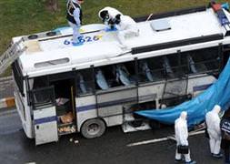 Polis aracına saldırıyla ilgili 8 gözaltı