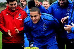 İyi ki doğdun Henrique!