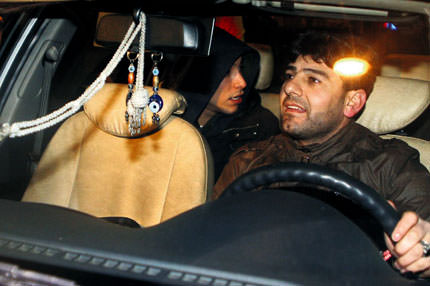 Can'ını zor kurtardı!