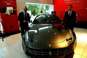 Ferrari'ye talep yağıyor