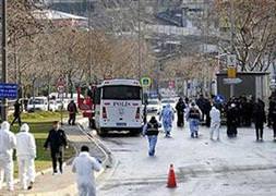 AK Parti binasına bombalı saldırı
