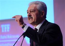 Aydınlar, 1907'den istifa etti