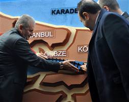 Binali Yıldırım’dan YHT müjdesi