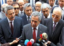 Arınç: Bu üniversite ile gurur duyun