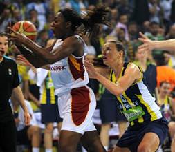 Dev derbide kazanan Fenerbahçe!