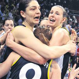 Yenilmez armada Aslan'ı da yuttu