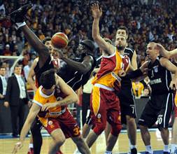Cimbom Kartal’ı 3’lüklerle vurdu!