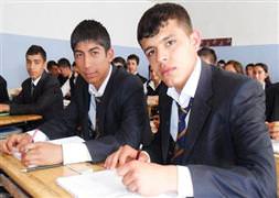 Çocuğunu liseye göndermeyen veliye ceza