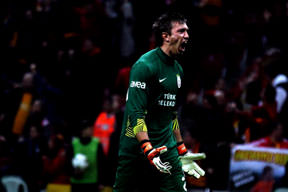 Penaltıyı Muslera atsın