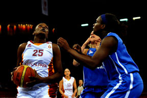 Dişi Aslan çok farklı