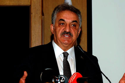 Kaçak mallar satışa çıkıyor