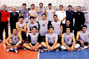 Başkent'te voleybol şöleni