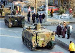 28 Şubat' zanlıları adliyeye sevk edildi