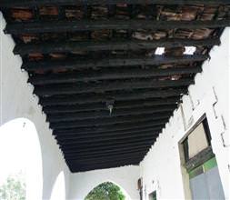 Güney Kıbrıs kesiminde cami kundaklandı!