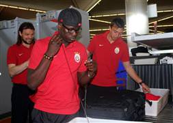 Galatasaraylı futbolcular, derbiyi değerlendirdi