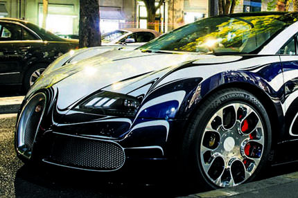 Porselen Bugatti Paris’te