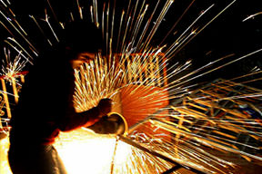 Sanayiye Çin modeli geliyor