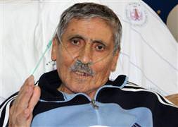 Arınç, Abdurrahim Karakoç'u ziyaret etti