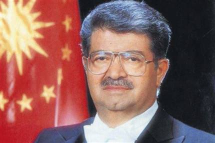 Özal için önerge