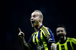 Kanarya final aşkına