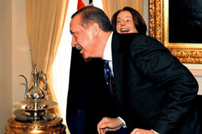 Zirvede futbol şov